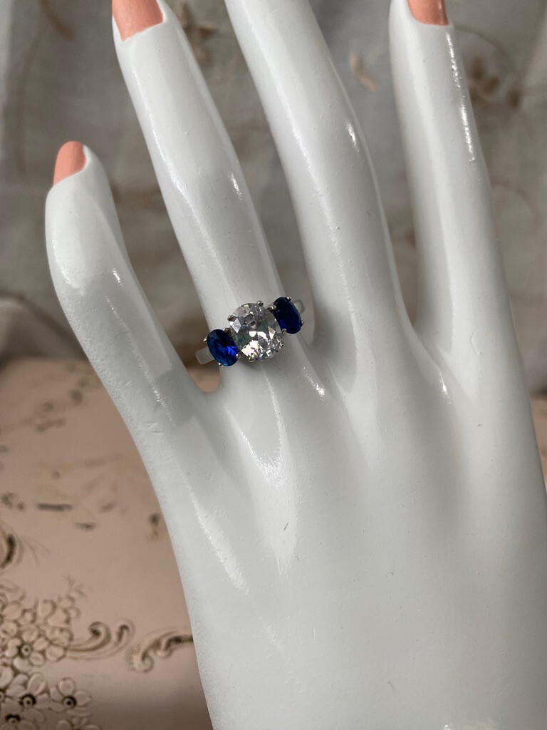 .925 Silver W/ Center CZ & Surrounding Sapphire Style Stones Size 5.75 Ring101