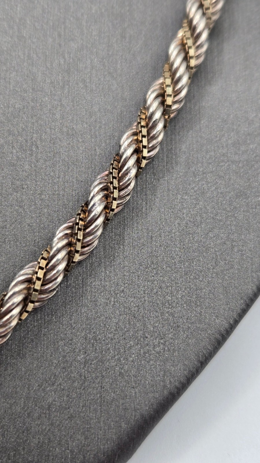 Vintage Italy Jewelry UnoAErre 925 Sterling Silver Box Twist Chain 19 Inch