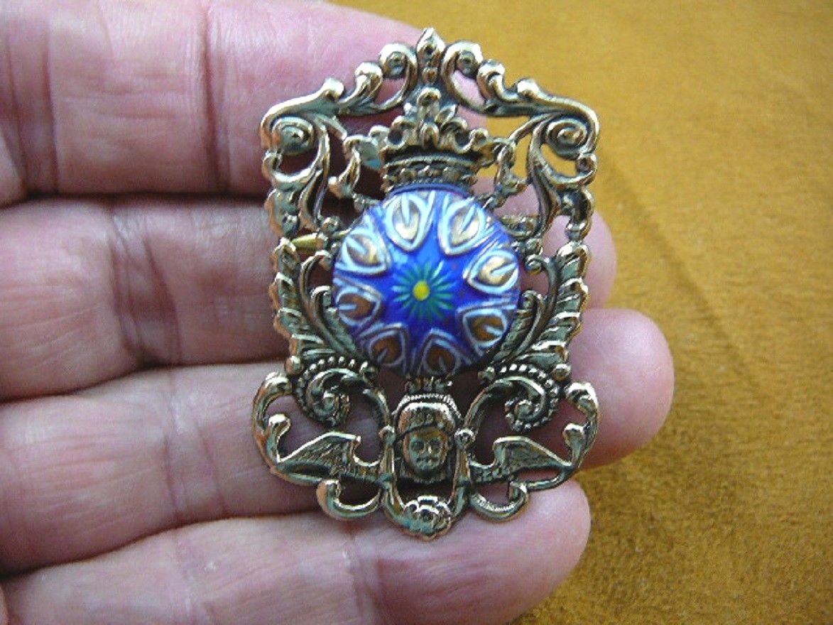 (Z18-26) blue white gold textured flower Czech glass button angel pin brooch