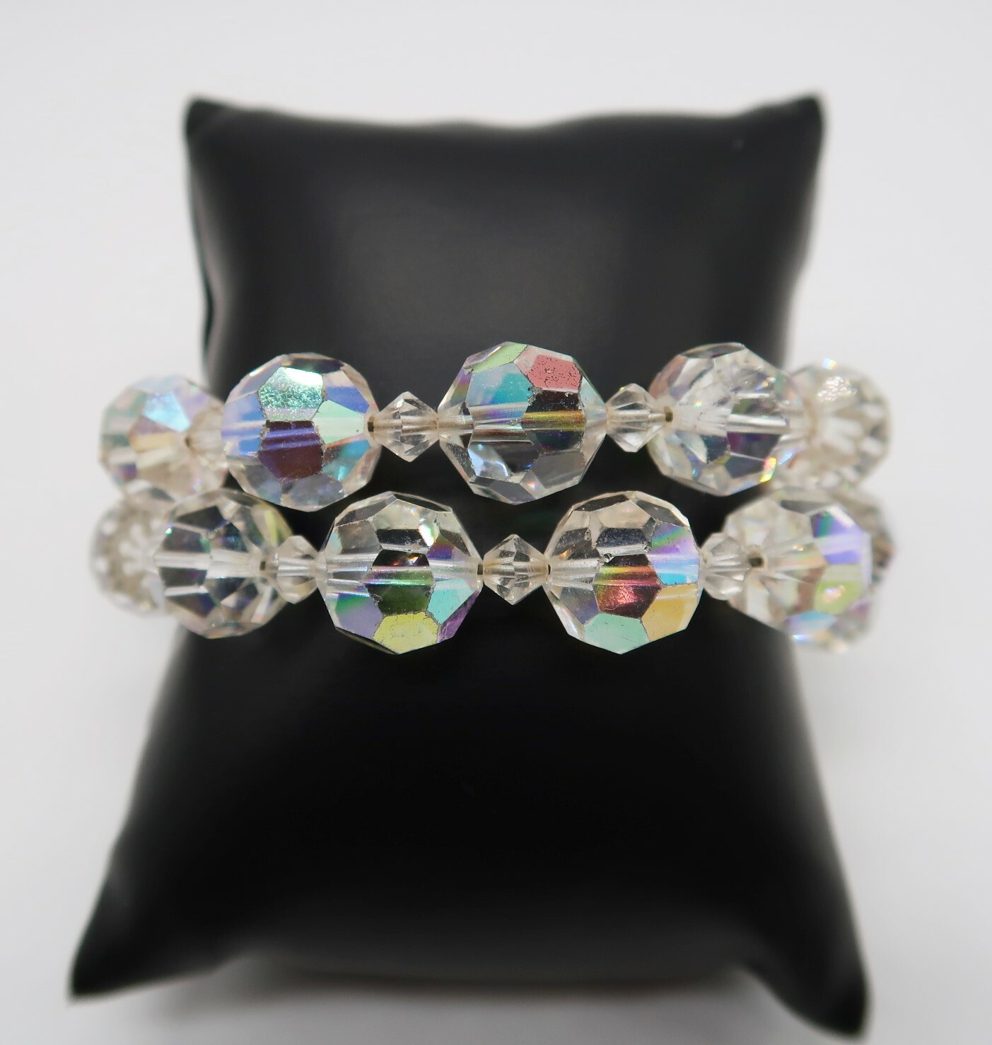 Vintage aurora borealis coated faceted glass beaded wire wrap bracelet