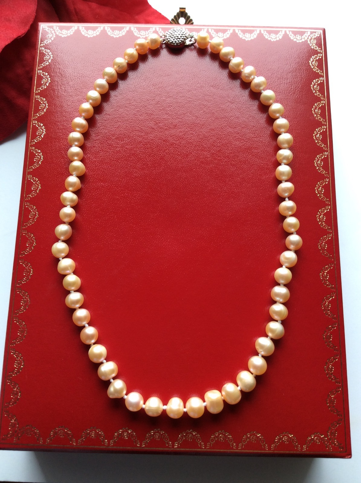 Cultured Freshwater Knoted Pearl 17″ Necklace 8 1/2″ Drop w/SilverTone Box Clasp
