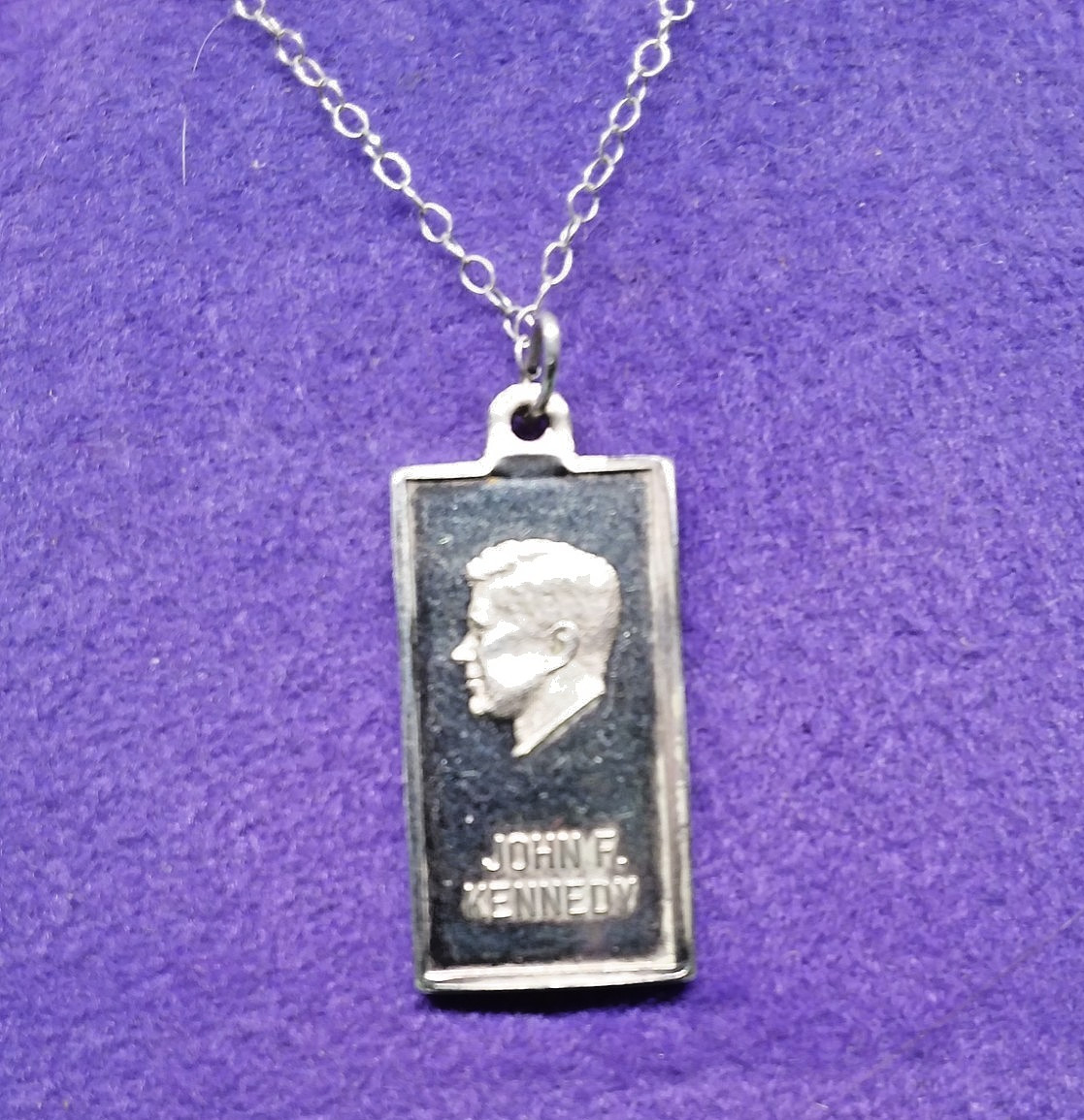 John F. Kennedy Profile .999 Fine Silver 2 Gram Bar Pendant, 18″ Sterling Chain