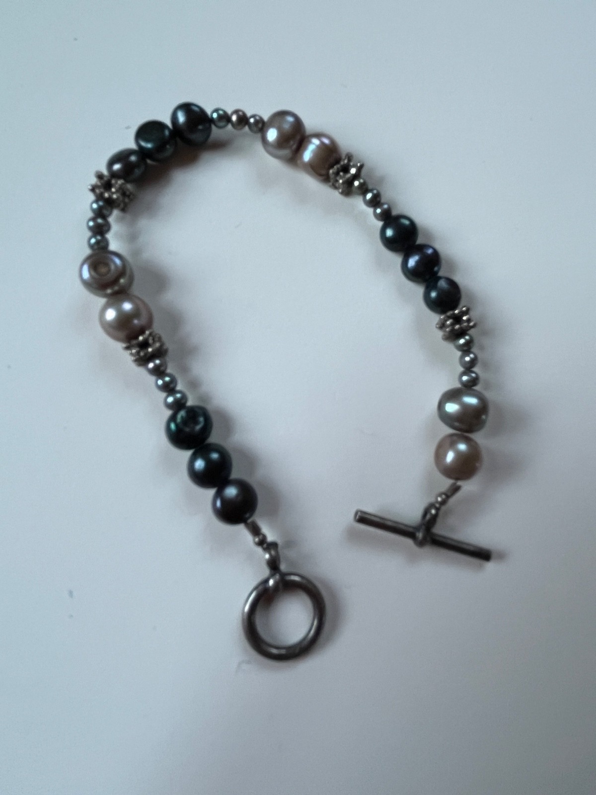 Black Gray Purple Iridescent Pearly Bead w 925 Marked Silver Clasp Bracelet –