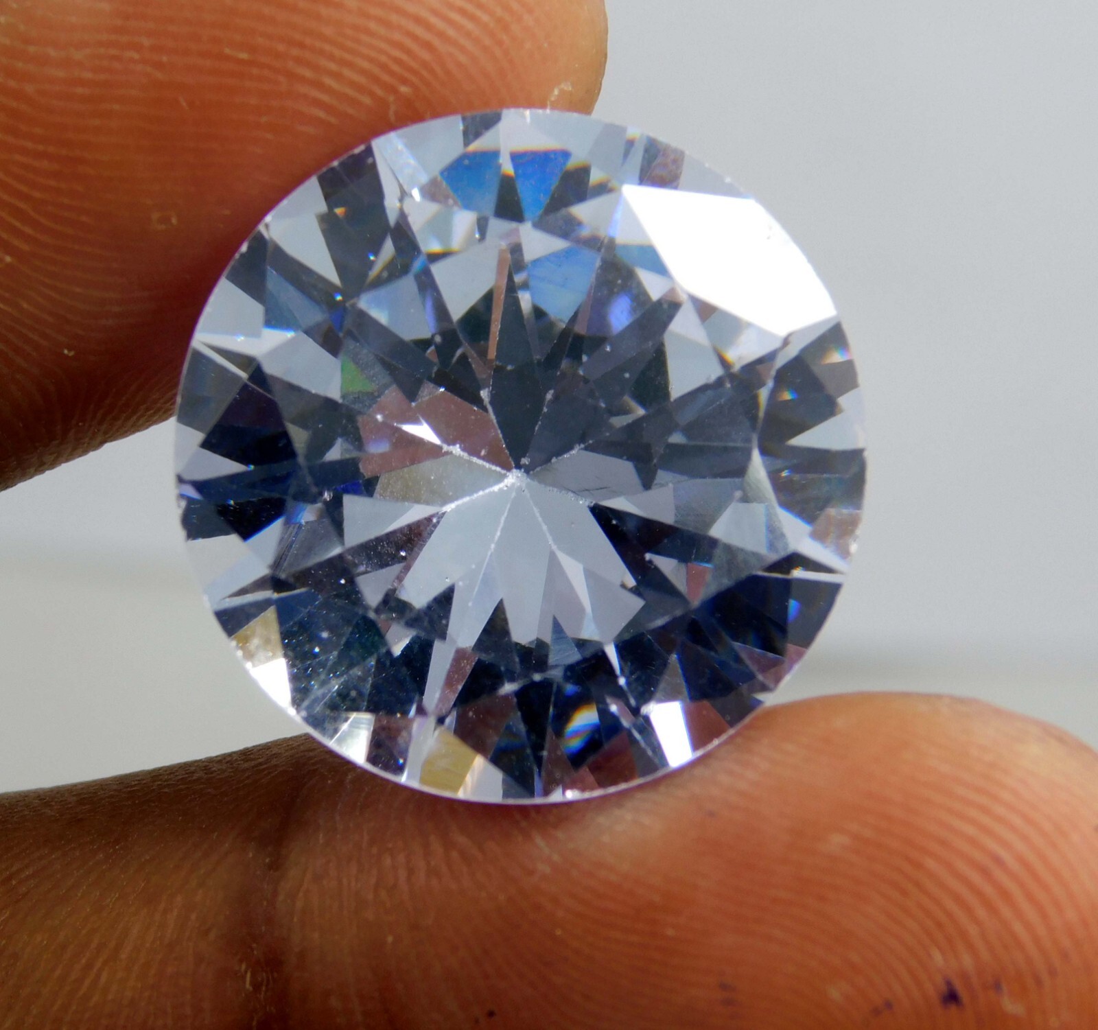 Natural 34.05 Ct Cambodian White Zircon Round Cut Loose Gemstone
