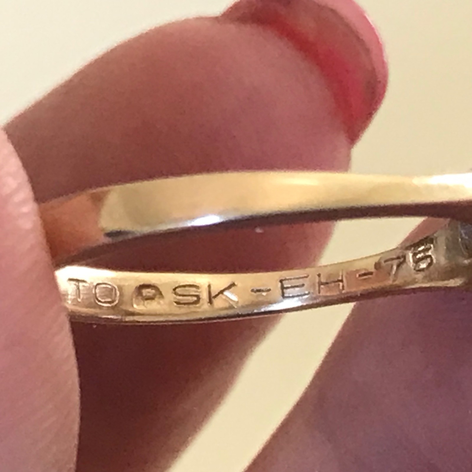 10k solitaire 6mm ring size 6.75 yellow gold 2.91g wedding band London blue