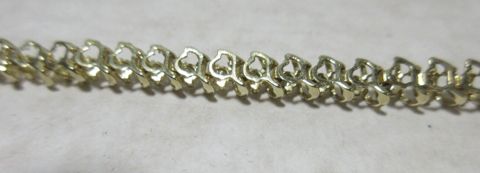 14K Yellow Gold tennis Bracelet, Wt 12.5g, locking 42 x 2.5mm diamonds si2 I1