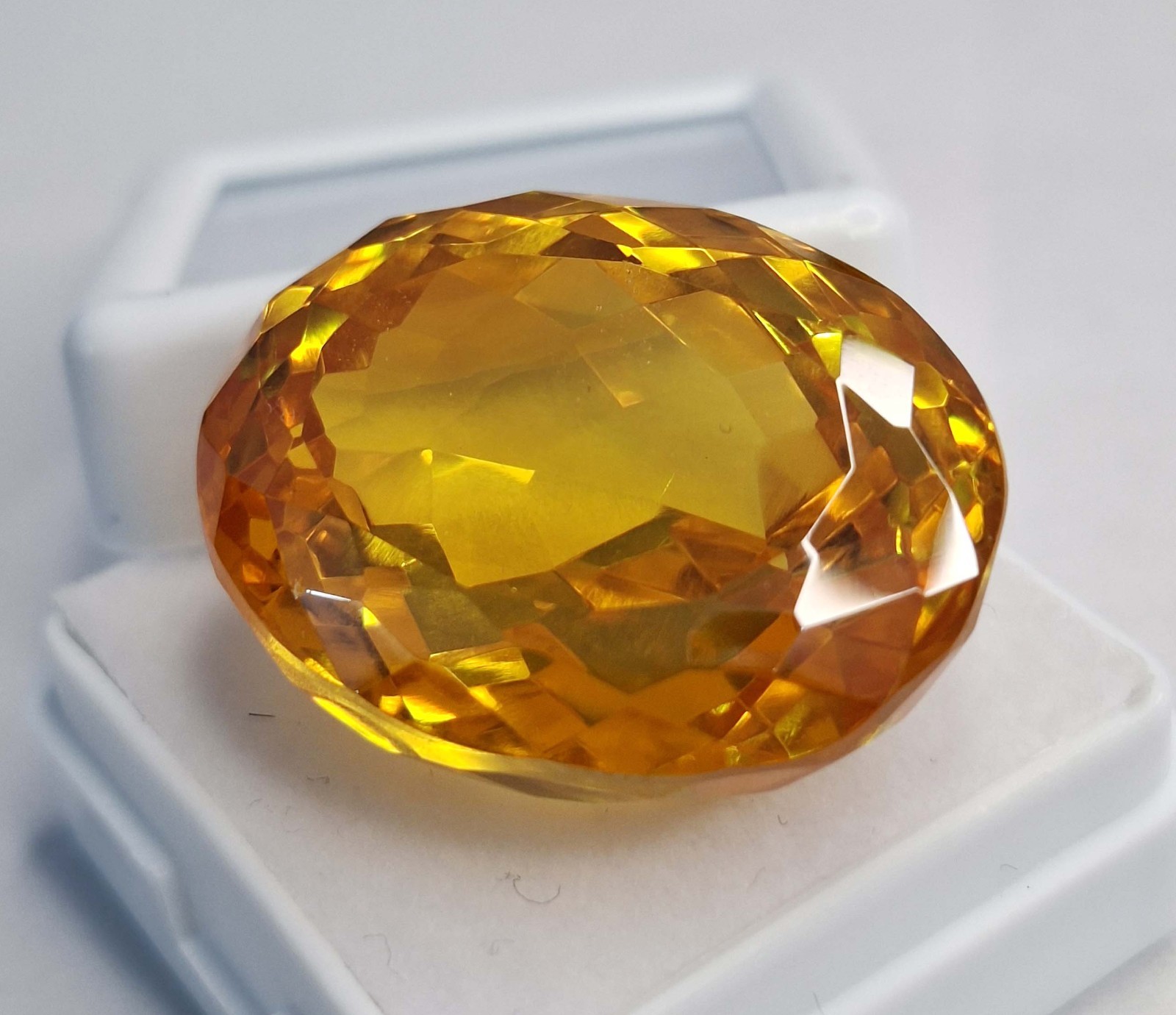 Certified Oval Cut Yellow Zircon 98-100 Ct Cambodia Natural Loose Gemstone RK851