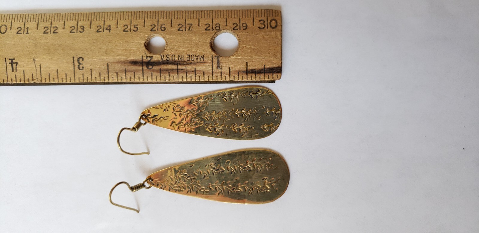 Handmade Southeast Asia Cambodia Ethnic Plant design and teardrop shape Earrings