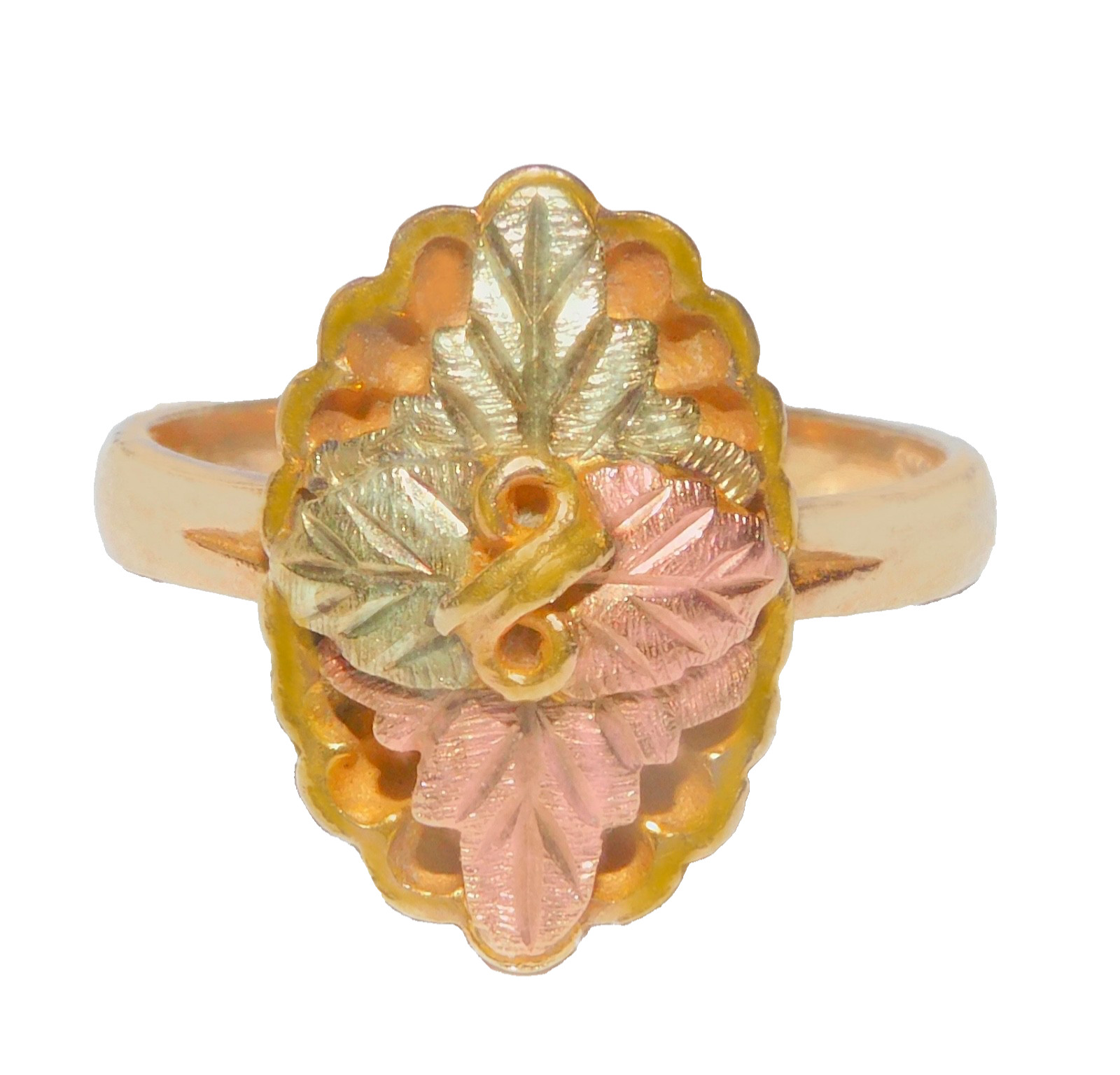 Black Hills Gold 10k Landstrom’s Scalloped Edge Ring Size 6 1/4