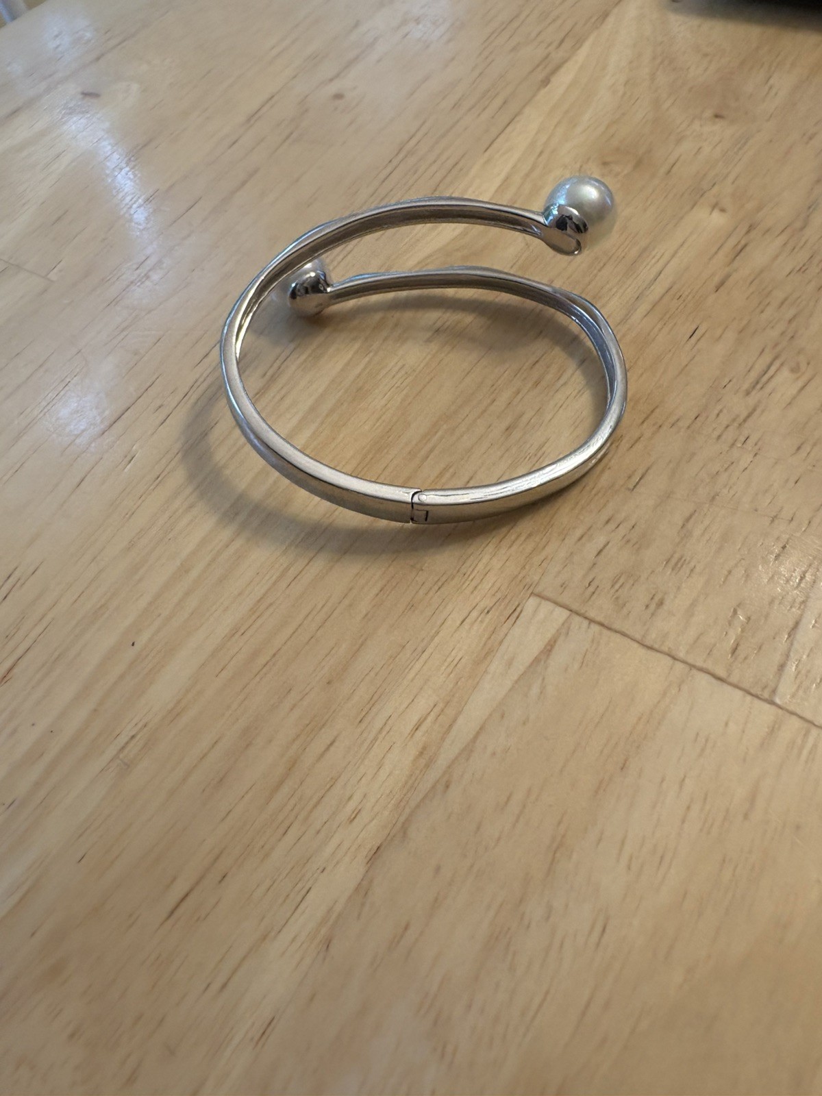 Majorica Sterling Silver Imitation Pearl Hinged Bypass Bangle Bracelet