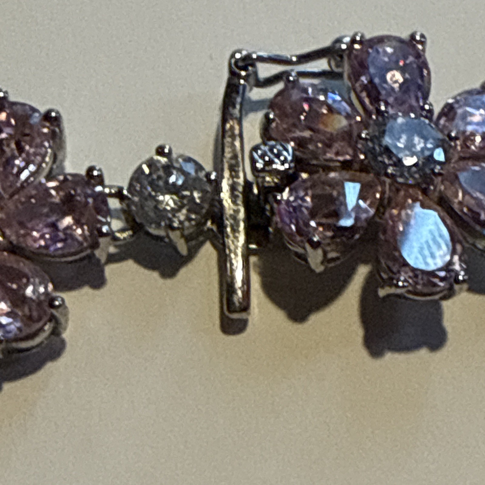 Silver Plated Pink Simulated Crystal Flower Link Necklace Box Clasp