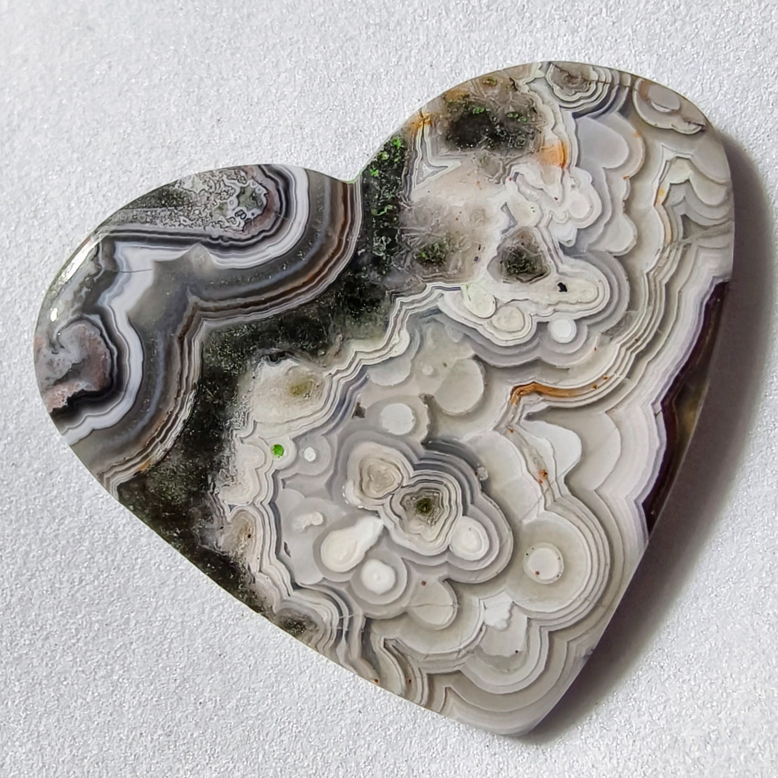 65 Cts Natural Crazy Lace Agate Heart Cabochon Gemstone 39.1×45.4×4.8 MM