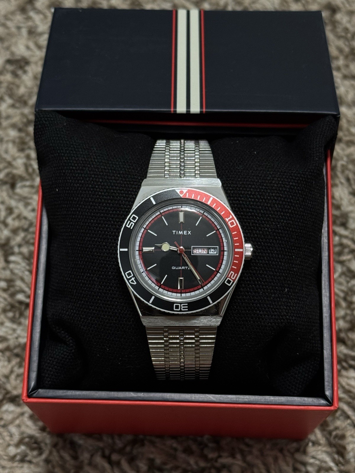 Huckberry x Timex Q Quartz Diver Black/Red Dial 38mm Watch w/ Box