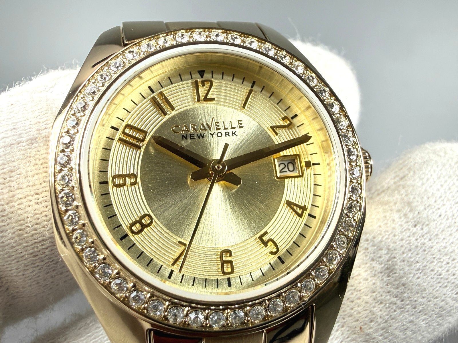 Caravelle New York 44M108 Gold Tone Crystal Bezel Quartz Watch Full Kit Unused