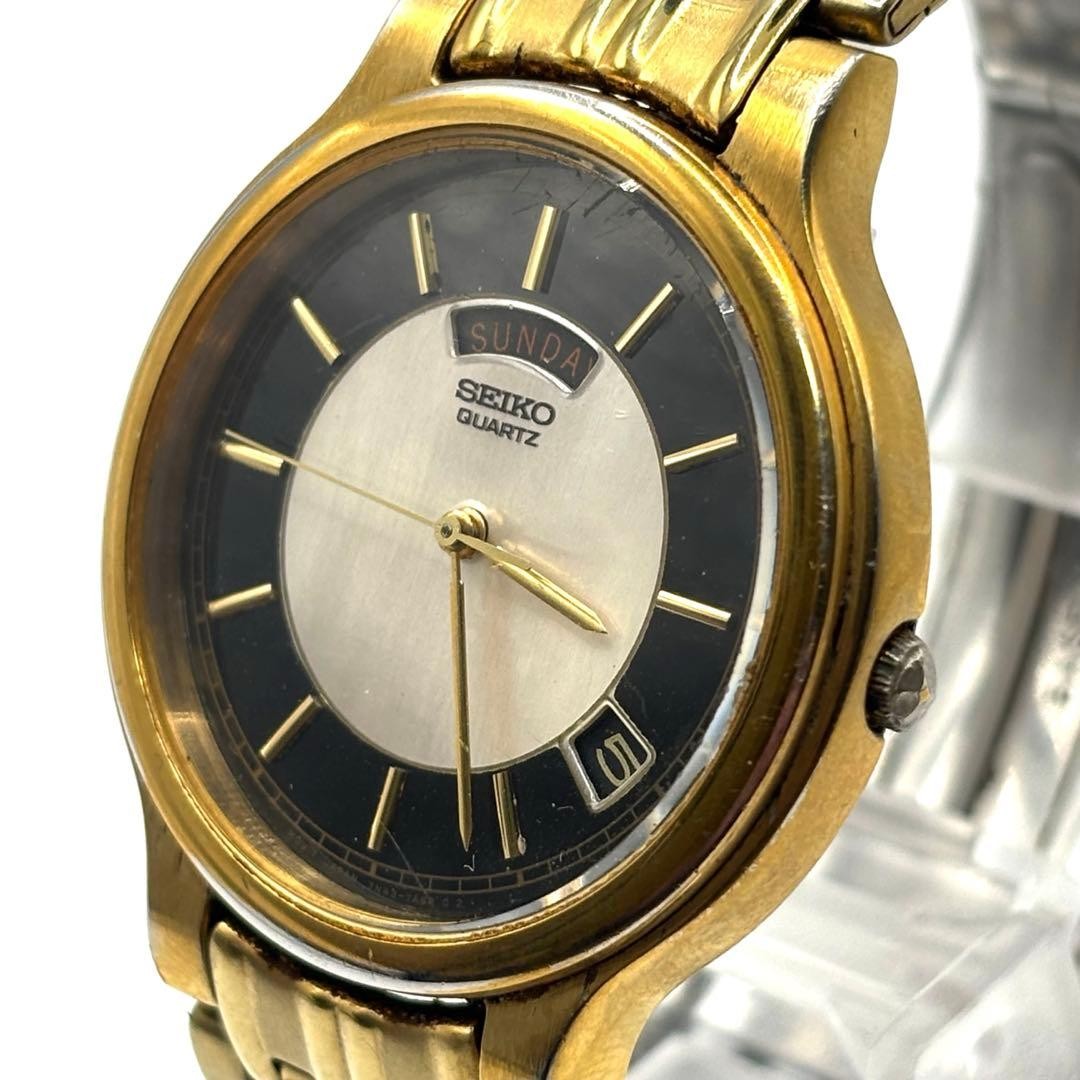 Seiko DAY-DATE 2001 Quartz Date Indicator Unisex Watch
