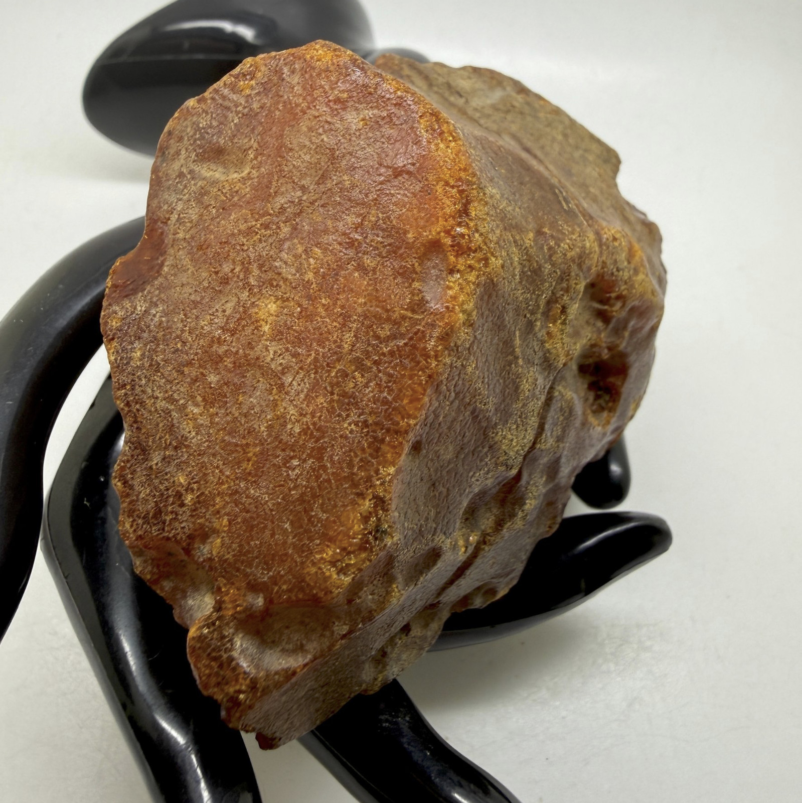 Unique Raw Whole Stone natural Amber 154.6g