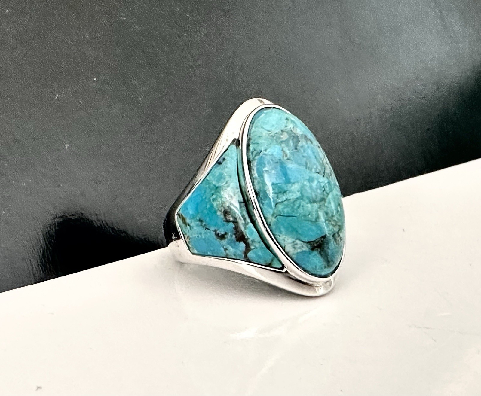 Desihner Southwest STYLE Sterling Silver 925 Turquoise Ring Bold Signed