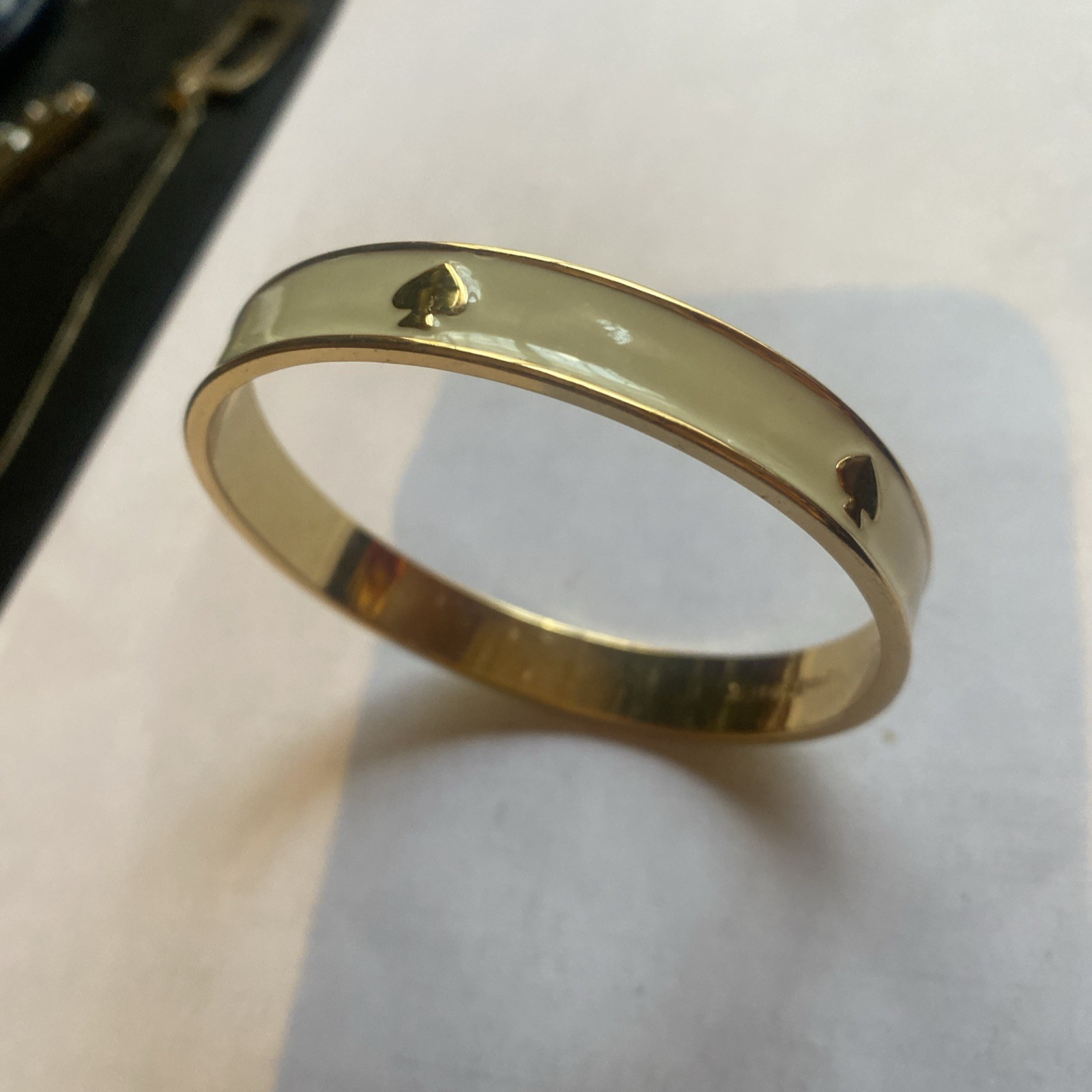 VINTAGE Kate Spade NY Ace of Spades White Enamel Bangle Gold