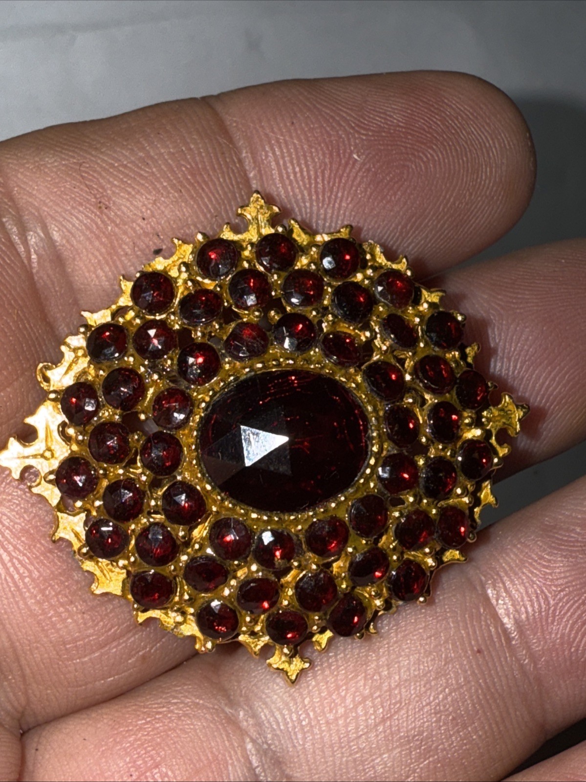 Brooch Art Arthur Pepper Red Rhinestones Excellent Condition