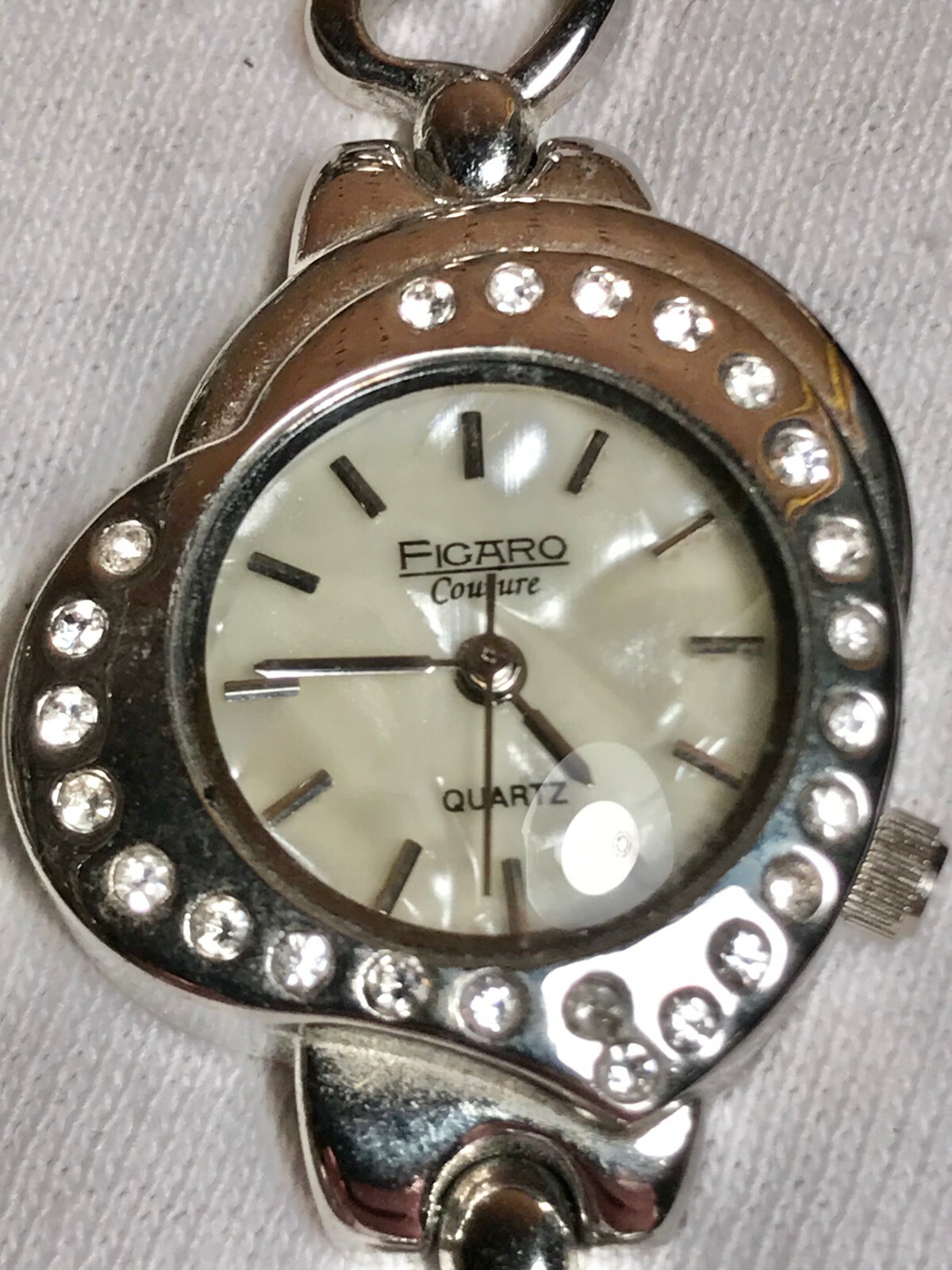9 Vintage Wrist watches male and female different brands