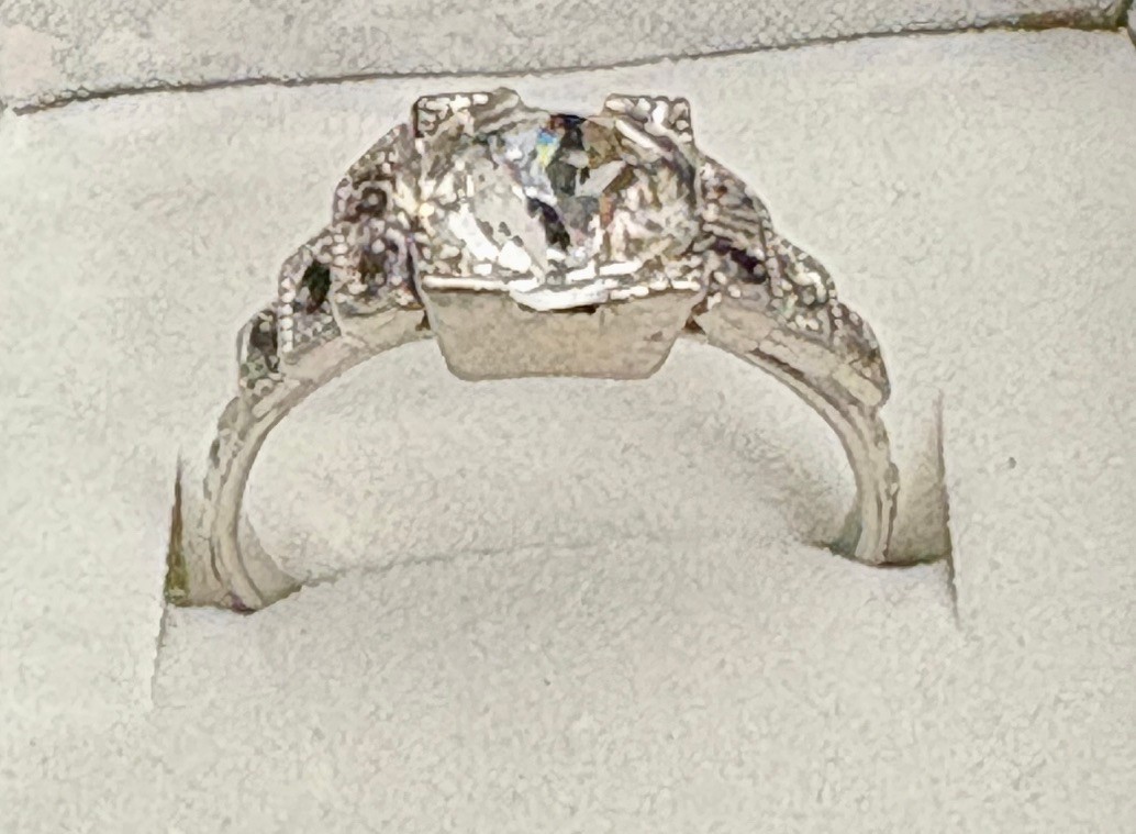Vintage Uncas Cubic Zirconia Ring Silver Color Sz 6 1 Round Stone 8 Chips