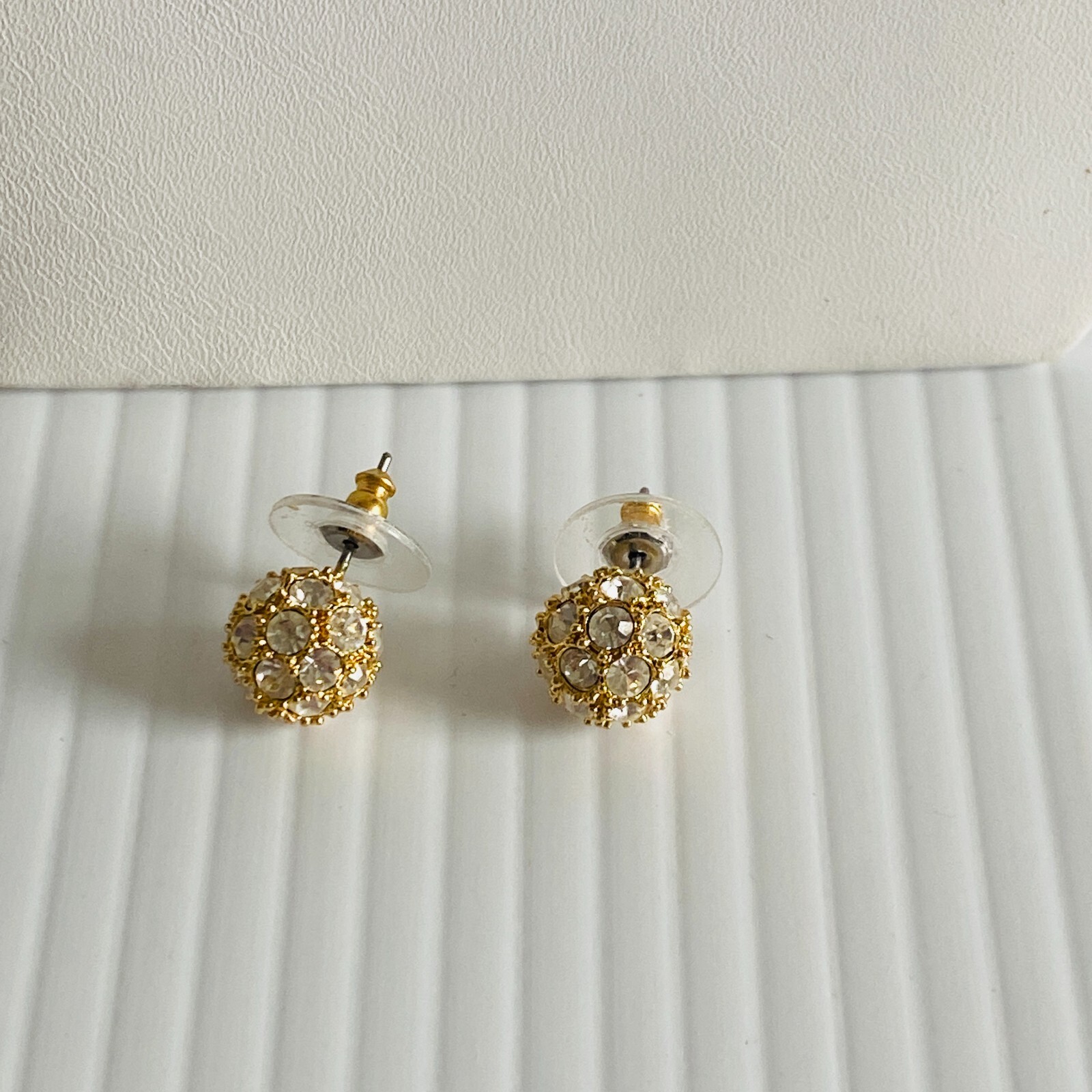 Yellow Gold Necklace and Earrings Set 9.5in