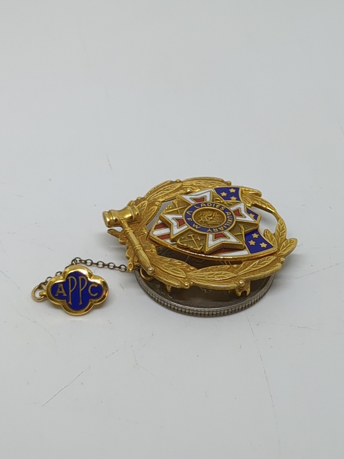 Vintage 1/5 10k Gold Filled GF Ladies Auxiliary VFW Brooch