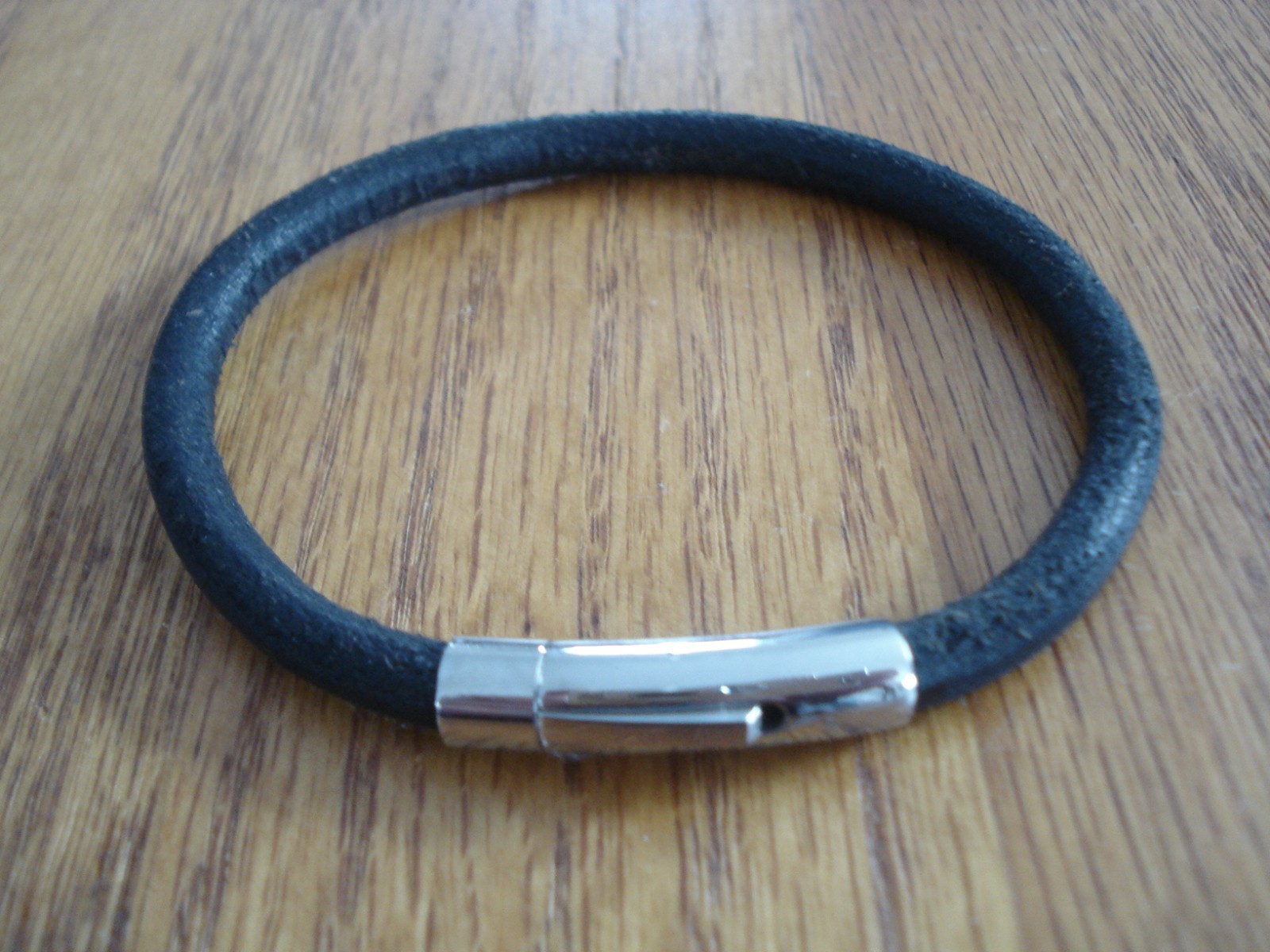 NEW BLACK 5MM LEATHER BRACELET CUFF BAND STAINLESS STEEL CLASP SIZE LARGE 8.75″