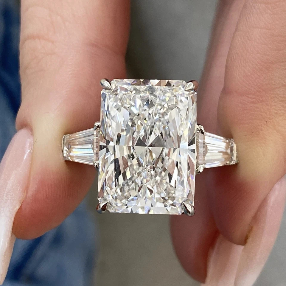14k White Gold Lab Grown Diamond Ring Radiant Cut IGI Certified 13.9 Ct VS E F