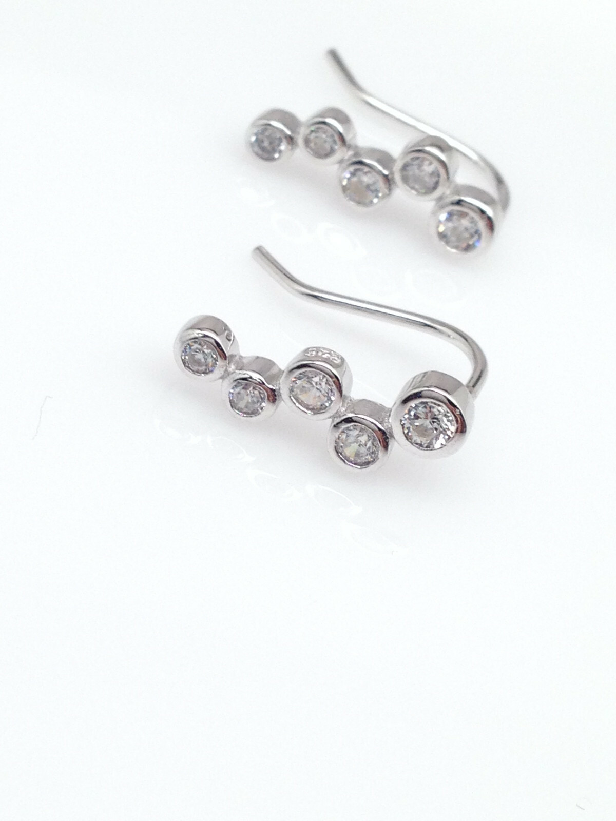925 Sterling Silver Bezel Cz Bar Ear Vine Climber Earrings 13x5mm (0.51″)