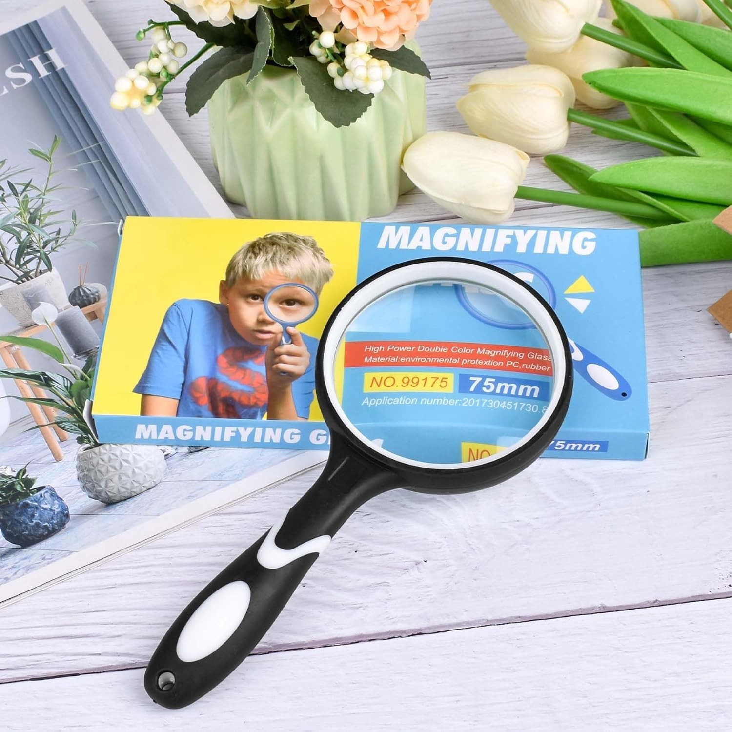 Ergonomic 10X Magnifying Glass with Anti-Glare Lens – Perfect for All Ages