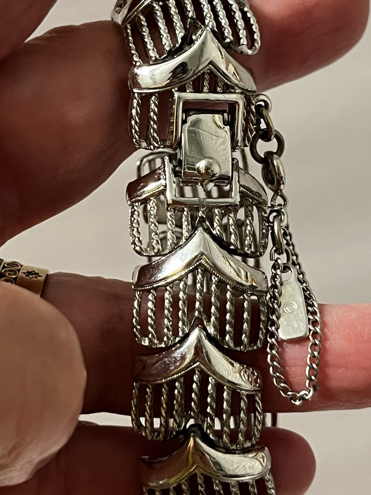 Vintage Monet Hinged Link Bracelet With Fold Over Clasp And Safety Chain Silver