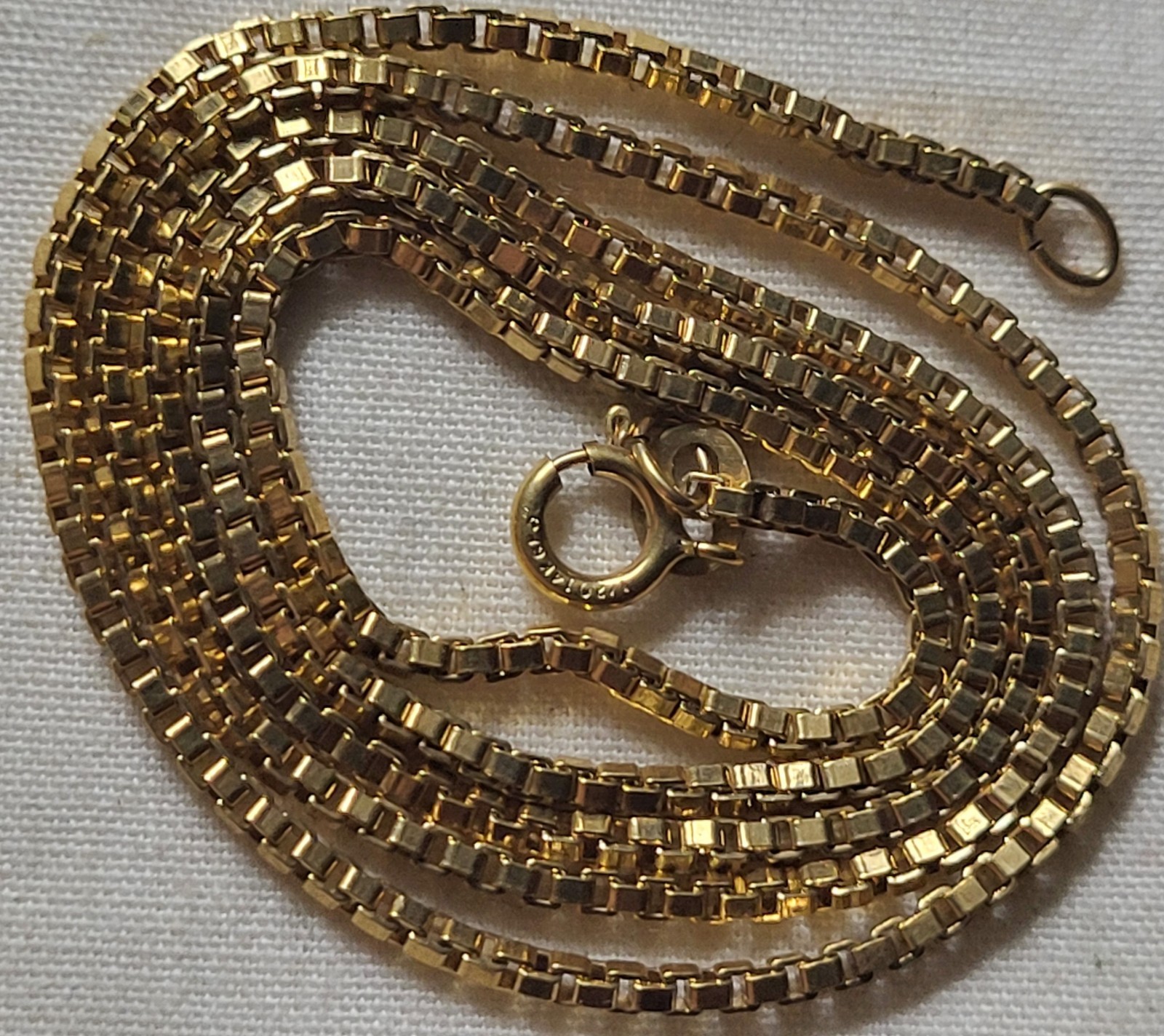 Vintage New Old Stock 14k Yellow Gold Filled Necklace 20″ Box Chain 2.5mm 5gr