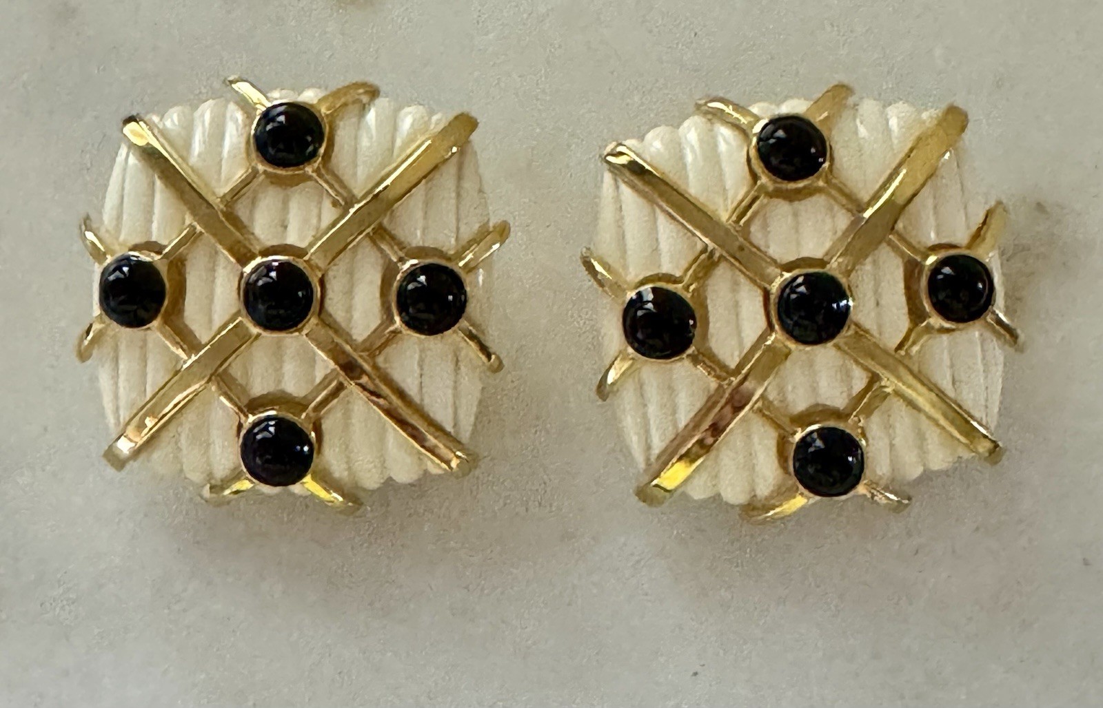 Vintage Square White Black Gold Tone Earrings Fluted Runway Statement 1980s
