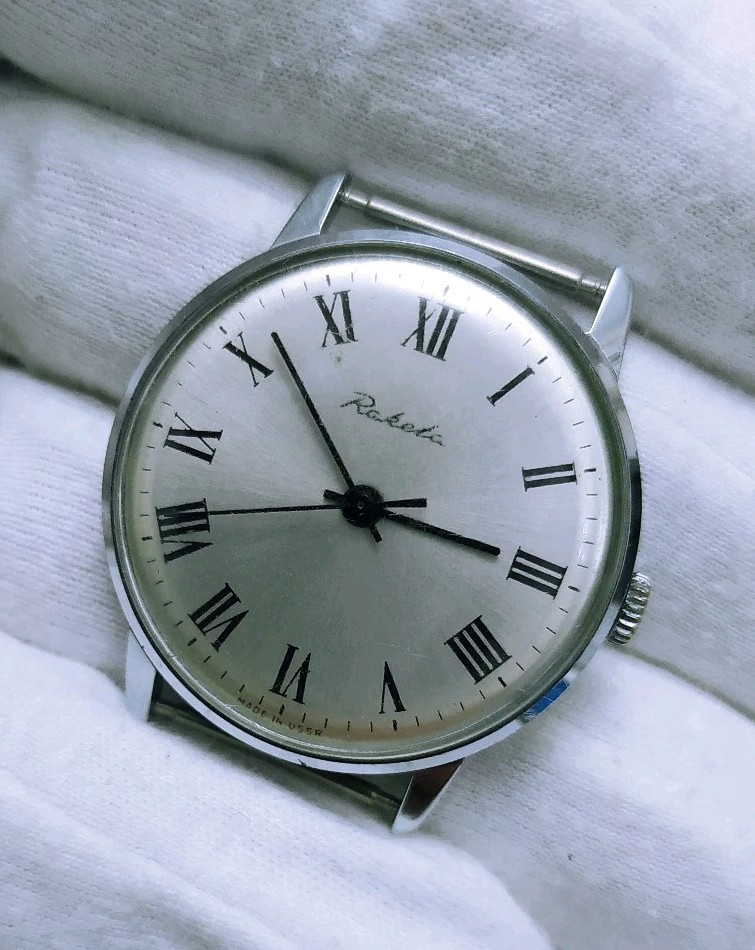 Vintage Soviet Mechanical Wristwatch RAKETA 2609.HA SERVICED.