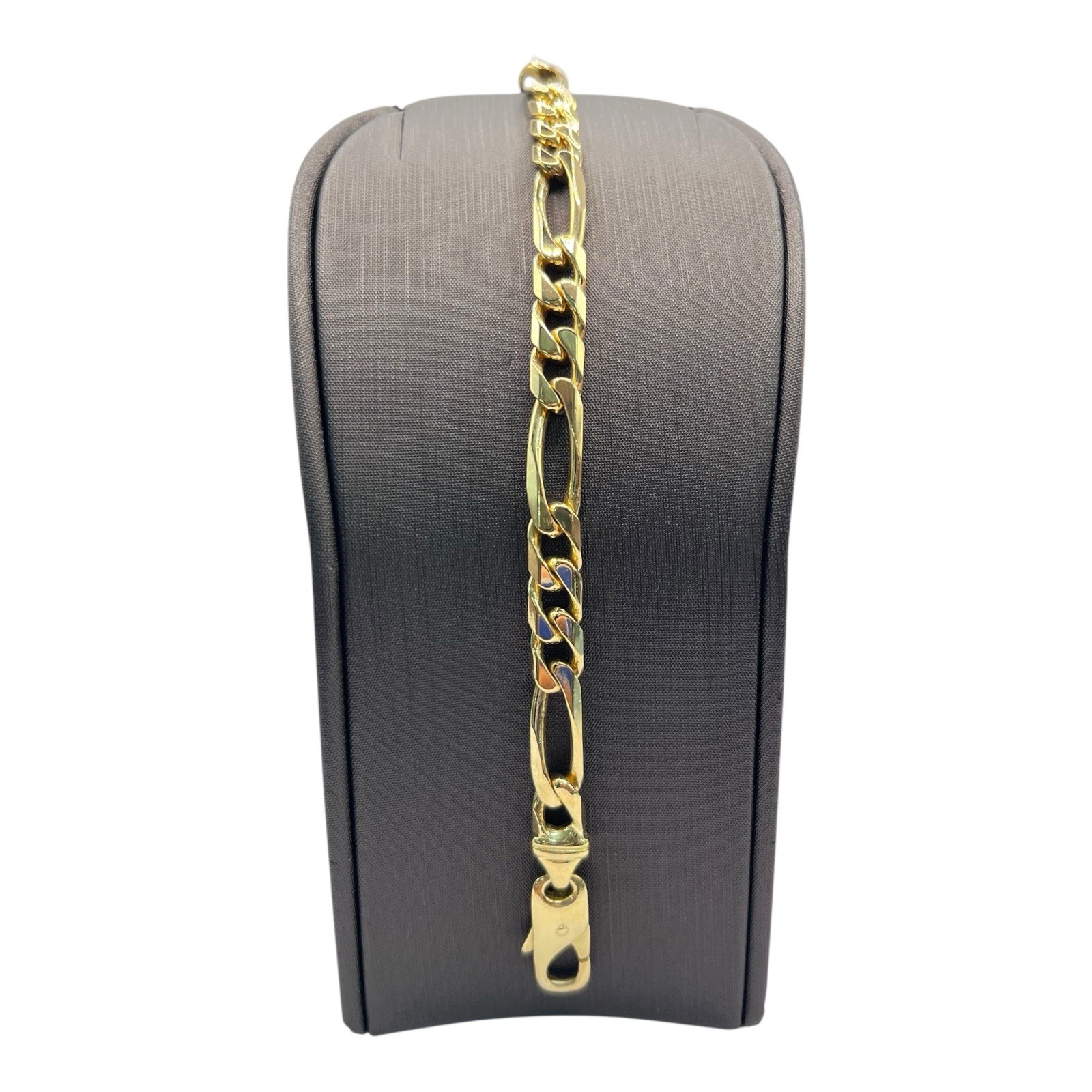 18ct 18K Yellow Gold Italian (3×1) Figaro Link Bracelet 28.44 Grams 21.5cm. New