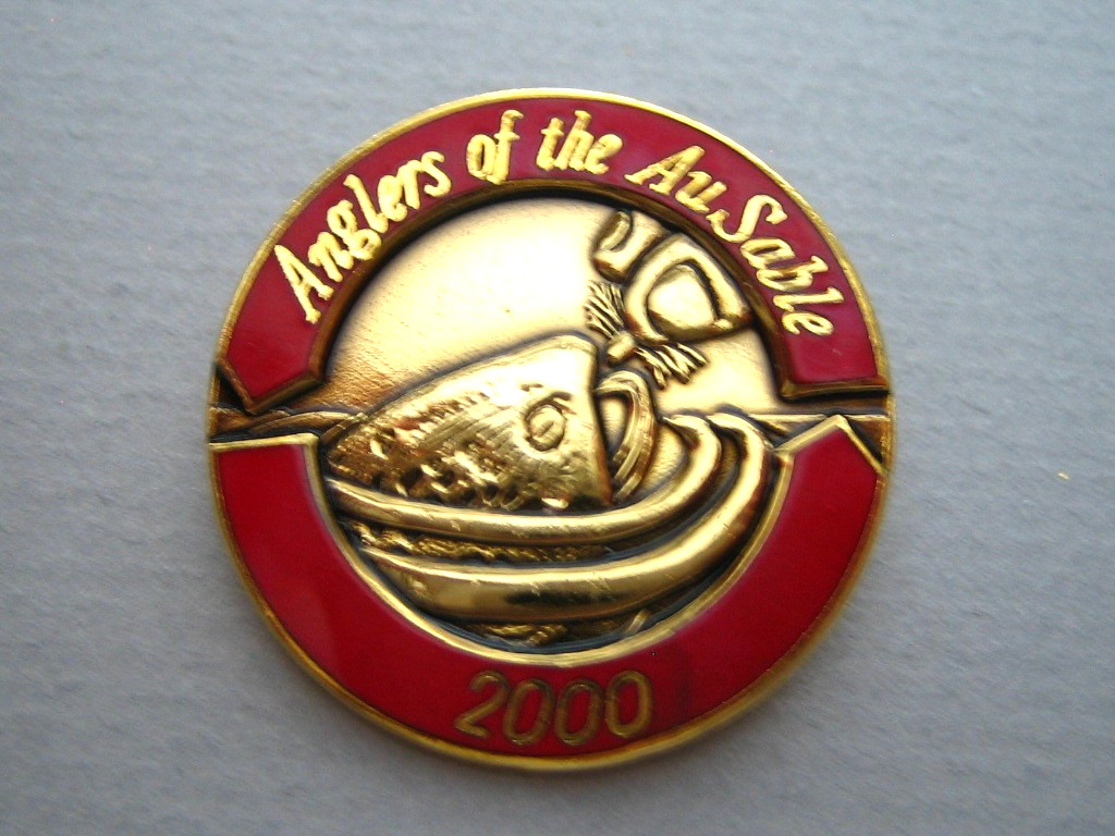 VINTAGE 2000 GOLD TONE & ENAMEL ANGLERS of the AU SABLE LAPEL PIN