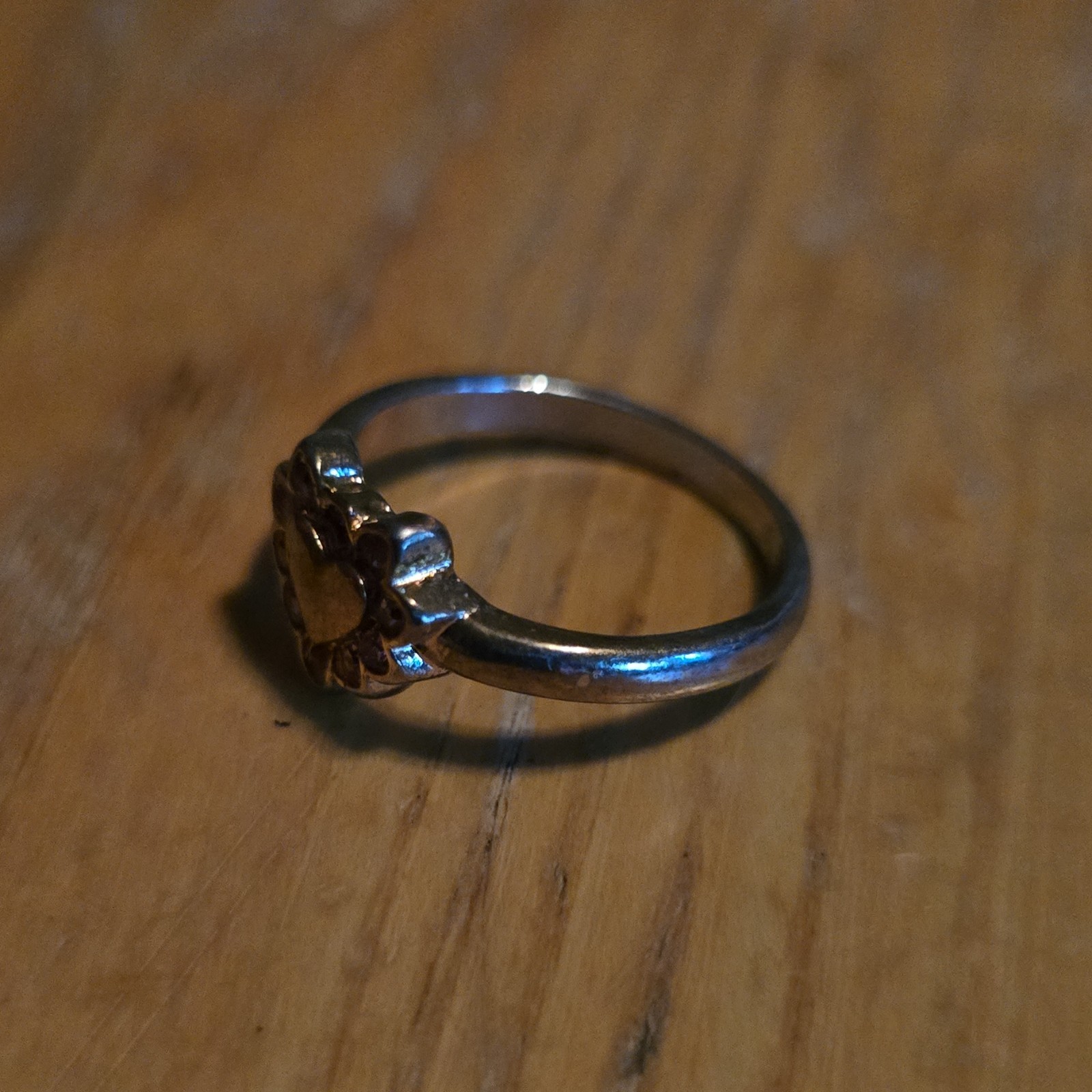Silver Tone Heart Cluster Band Ring Size 8.75 Clear Stones Love Theme