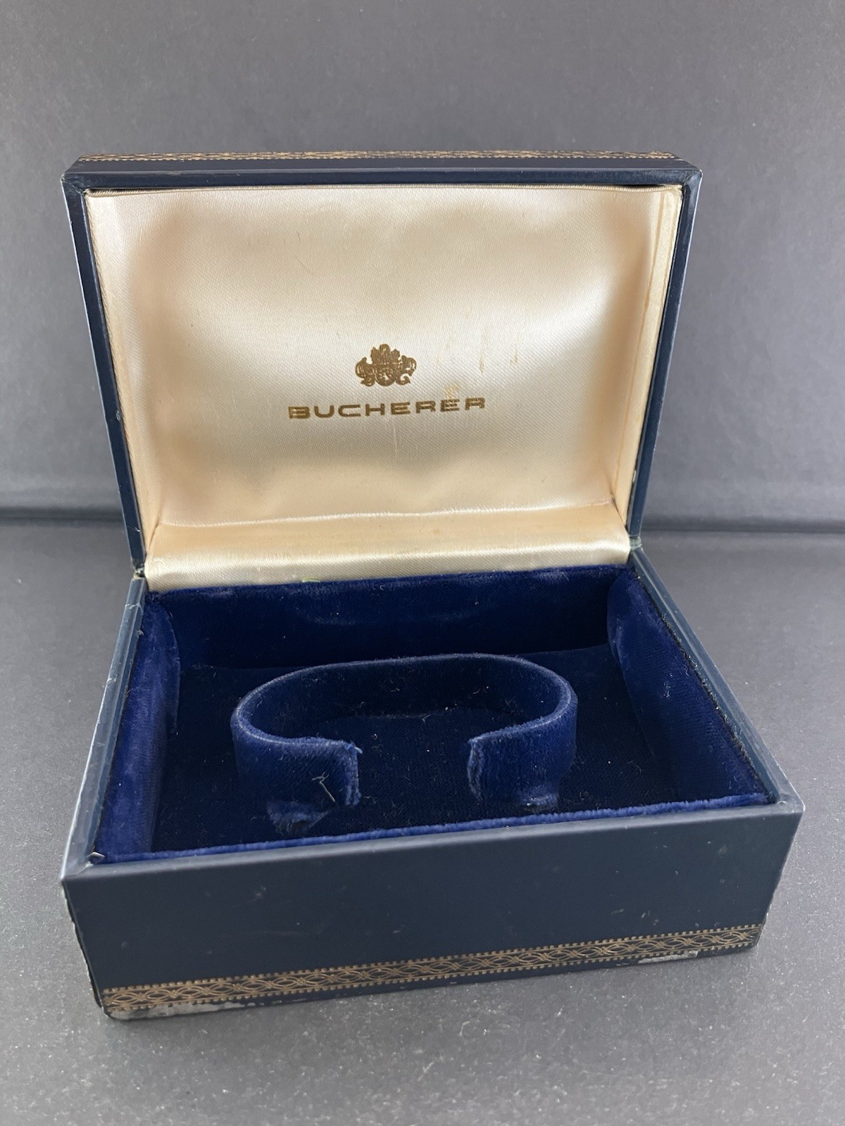 Vintage Bucherer dark blue watch presentation BOX. Swiss made.