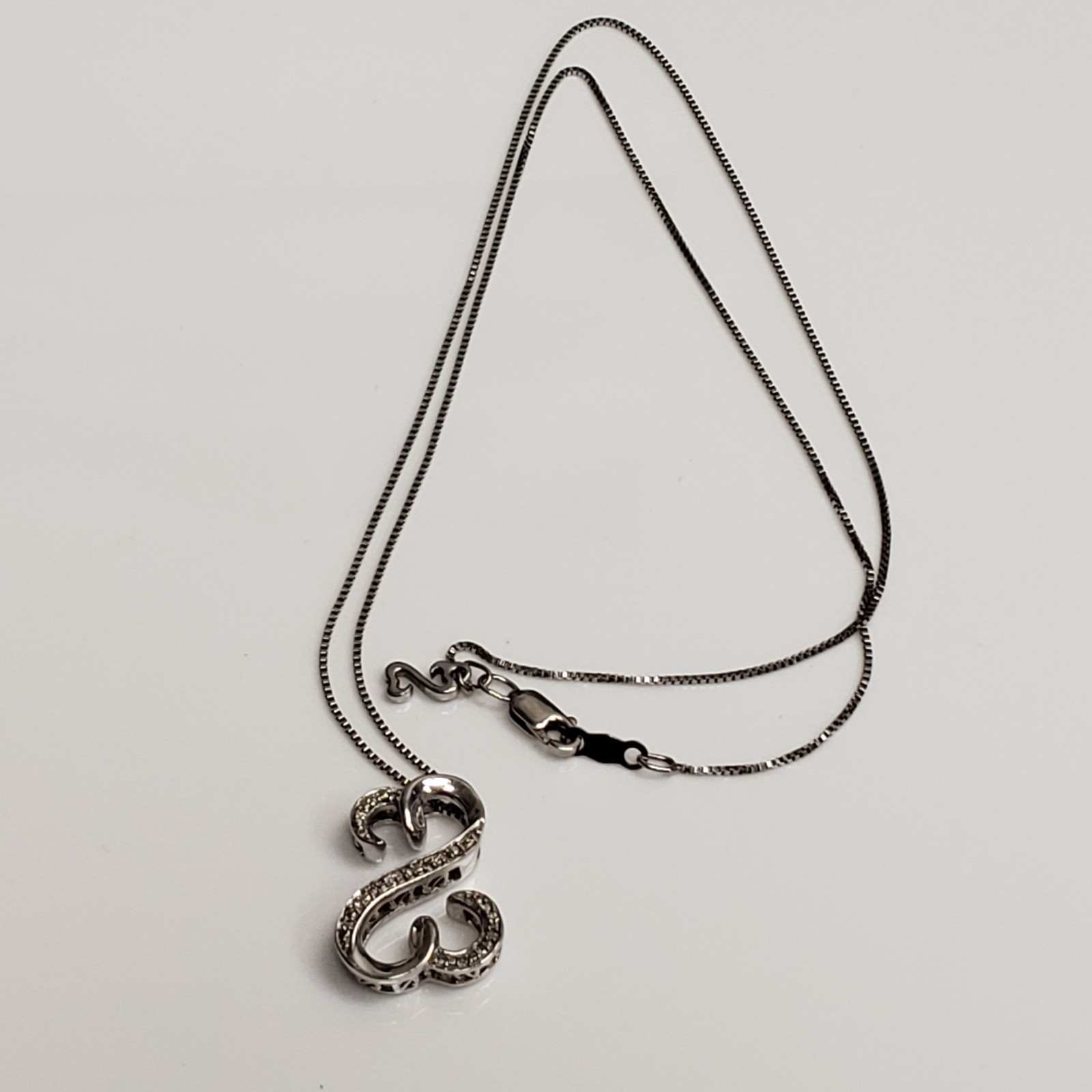 Jane Seymour Sterling Silver Open Hearts Diamond Classic Heart Pendant 18″ – .15