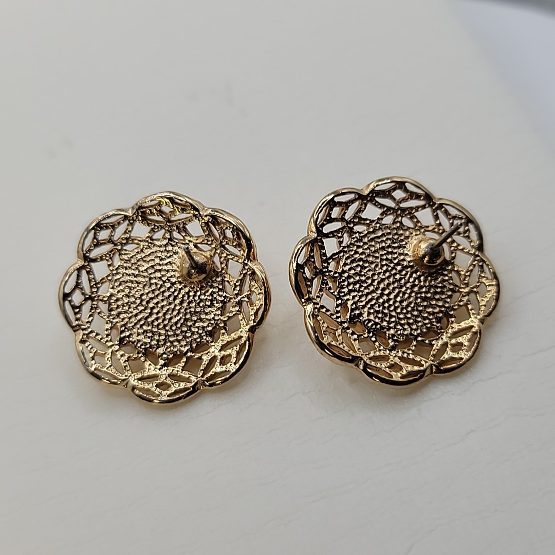 Faux Amethyst Colored Faceted Rhinestone Filigree Round Post Vintage Earrings