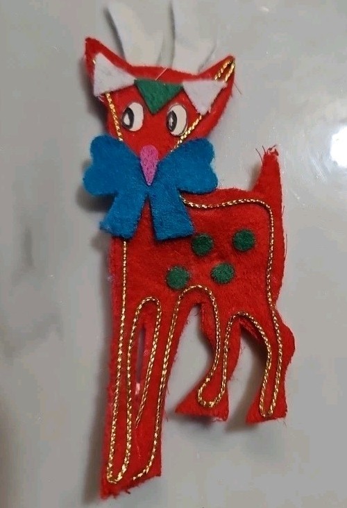 Vintage Retro Felt Reindeer Pin Red Deer Christmas Holiday Celebration Japan