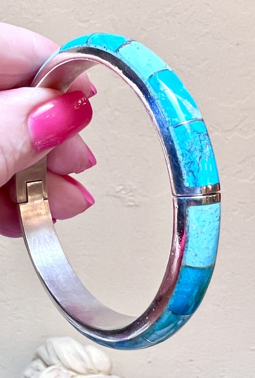 LOVELY Jay King, Desert Rose Trading Sterling Silver & Turquoise Inlay Bracelet
