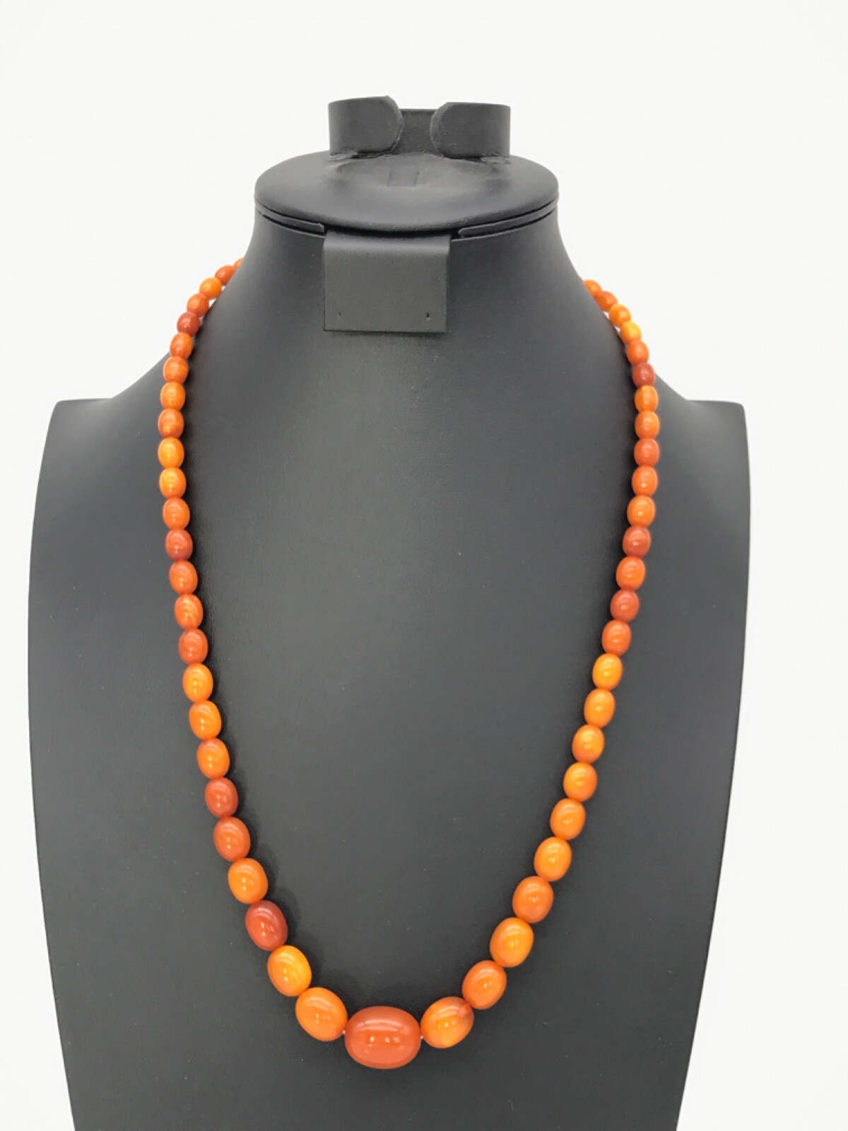 Vintage BUTTERSCOTCH BALTIC AMBER NECKLACE 26″ graduated beads 27g – Exquisite!