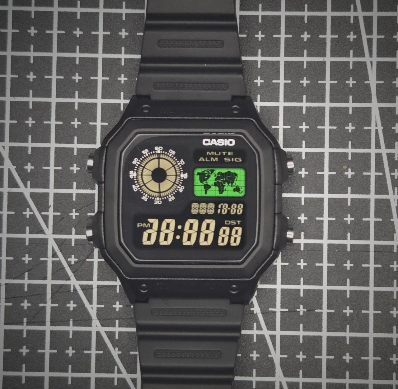 CASIO AE-1200WHD. Royale World Time Watch Mod. Green, Negative Display,