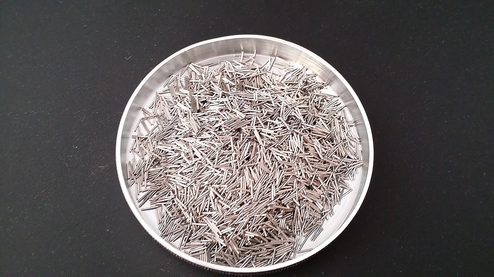 Magnetic Media Tumbler Pins Polisher Shot 0.5mm Finishing Burnishing JAPAN