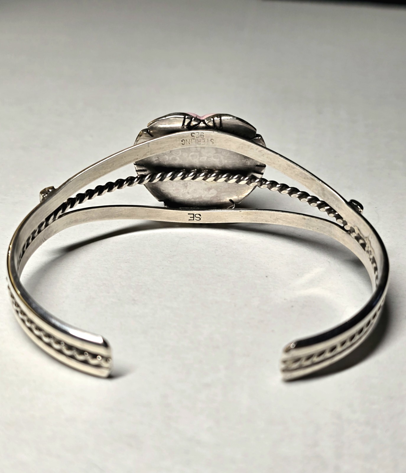 Navajo Sterling Silver Pink Conch Shell Heart Cuff Bracelet 925 Signed SE