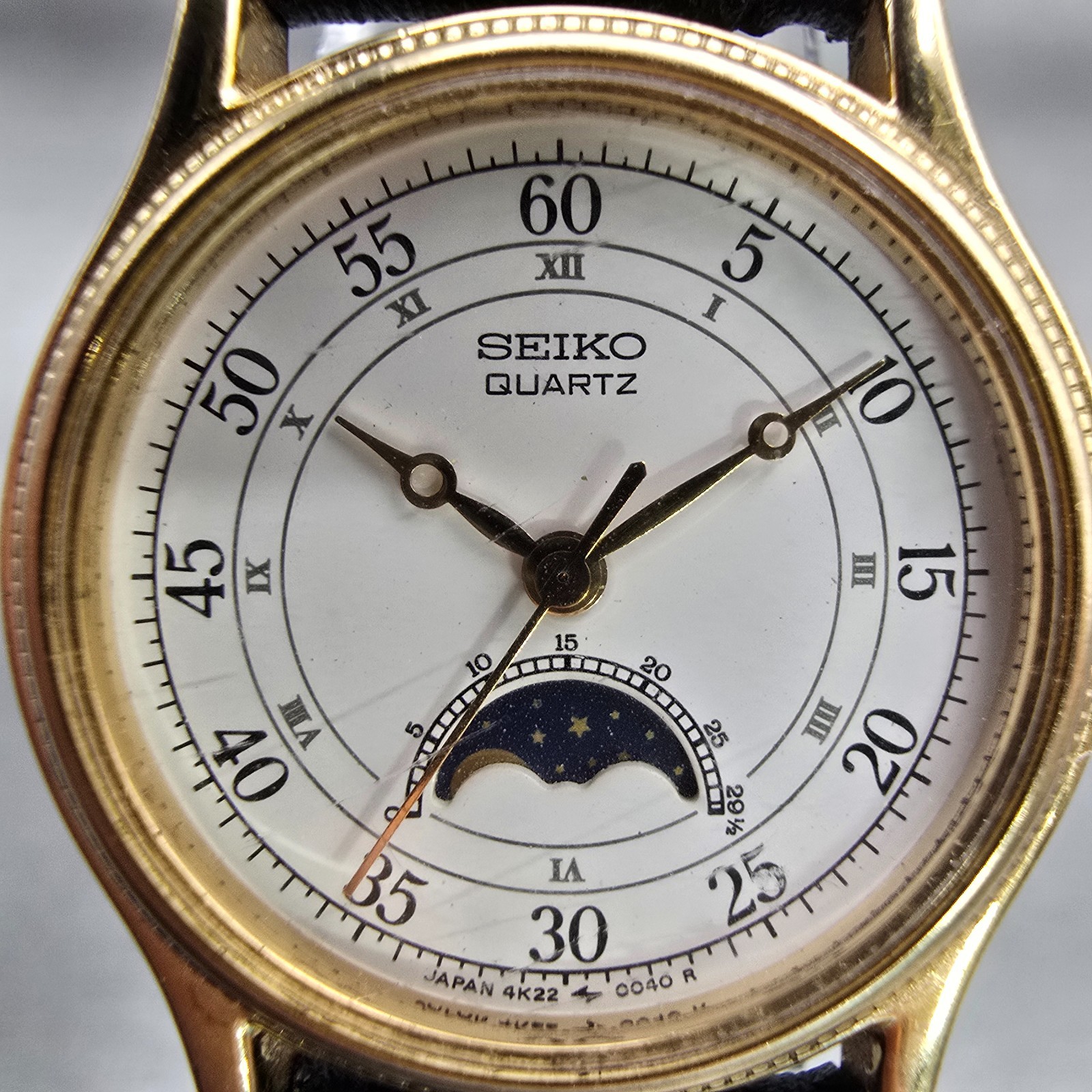 Seiko Moon Phase Watch Women 24mm White Dial Gold Tone 4K22-0050 New Battery VTG