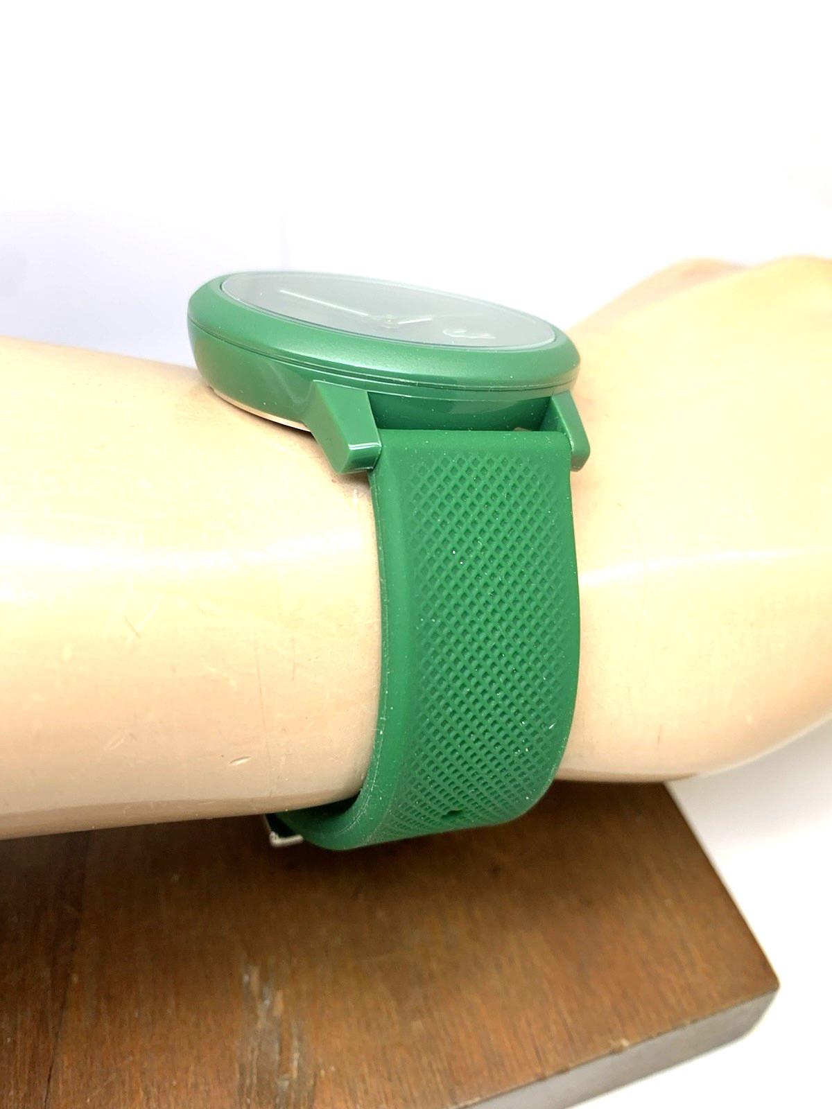 Lacoste Men’s Watch 2011170 Quartz Green Dial Rubber Band 42mm