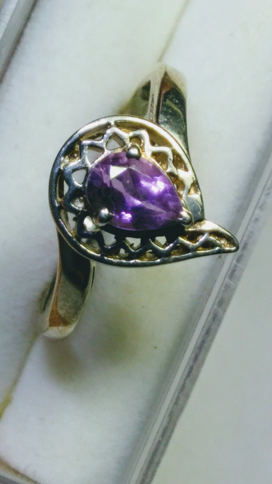 LOVELY NATURAL AMETHYST IN.925 STERLING SILVER DESIGNER RING IN SIZE 9.0-9.25!